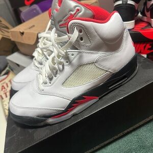 Nike Air Jordan Retro 5 Fire Red Size 10 VNDS Worn 2x
